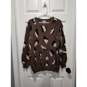Jodifl Animal Print Pullover Sweater‎ Size Large feels like Mohair Soft comfy